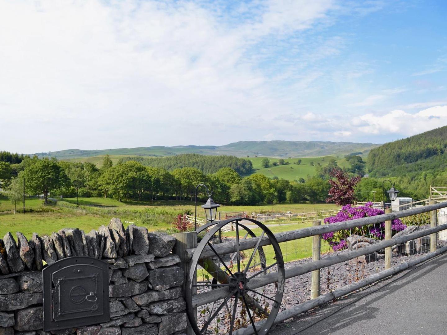 Awel Y Mynydd - Mountain Breeze Villa Strata Florida Exterior photo